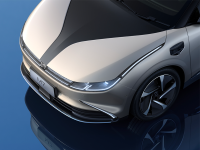 车顶细节得到优化 威马M7全新造型官图发布！