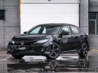 一见倾心，我和她的故事从这里开始