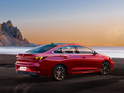 成为爆款的本质，终究是不断进阶的产品力！2022款逸动PLUS & 2022款CS35PLUS正式上市！