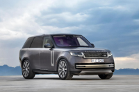 购车门槛降低！新款路虎揽胜上市 售价仅为142.8万起