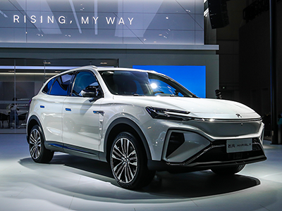 飞凡R7内饰首秀大开视界 硬核诠释同级智舱标杆