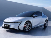 清华学友助力！这品牌推15万高性能跑车