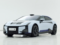 国产豪华车玩科幻风格，预售60万起，有钱人的玩具？