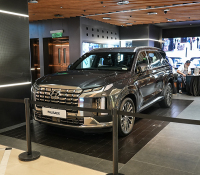 体验现代汽车首家城市展厅 