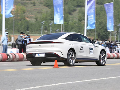 智己L7荣膺2022环青海湖电动汽车挑战赛“全场积分冠军”