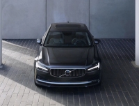 最“便宜”C级豪车！沃尔沃S90上新：静音地毯+瑞典皇家座椅