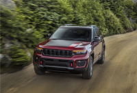 3.0L V6+全时四驱+差速锁!这台纯正美式大块头 不比飞行家香?