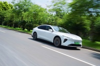 硬钢BBA不止于豪华！智能纯电才是蔚来ET7的主打优势