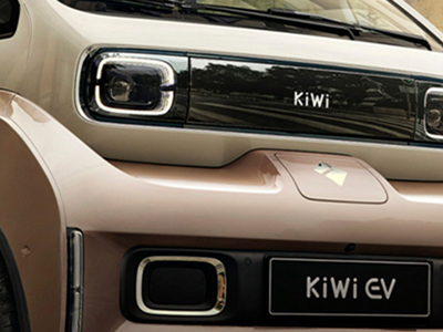 五菱又来造福人民了！这电车双联屏+大疆L2级自动驾驶 只要8.78万起！