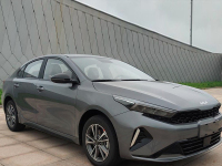 	小号K5？起亚K3实车曝光 潮流设计上身