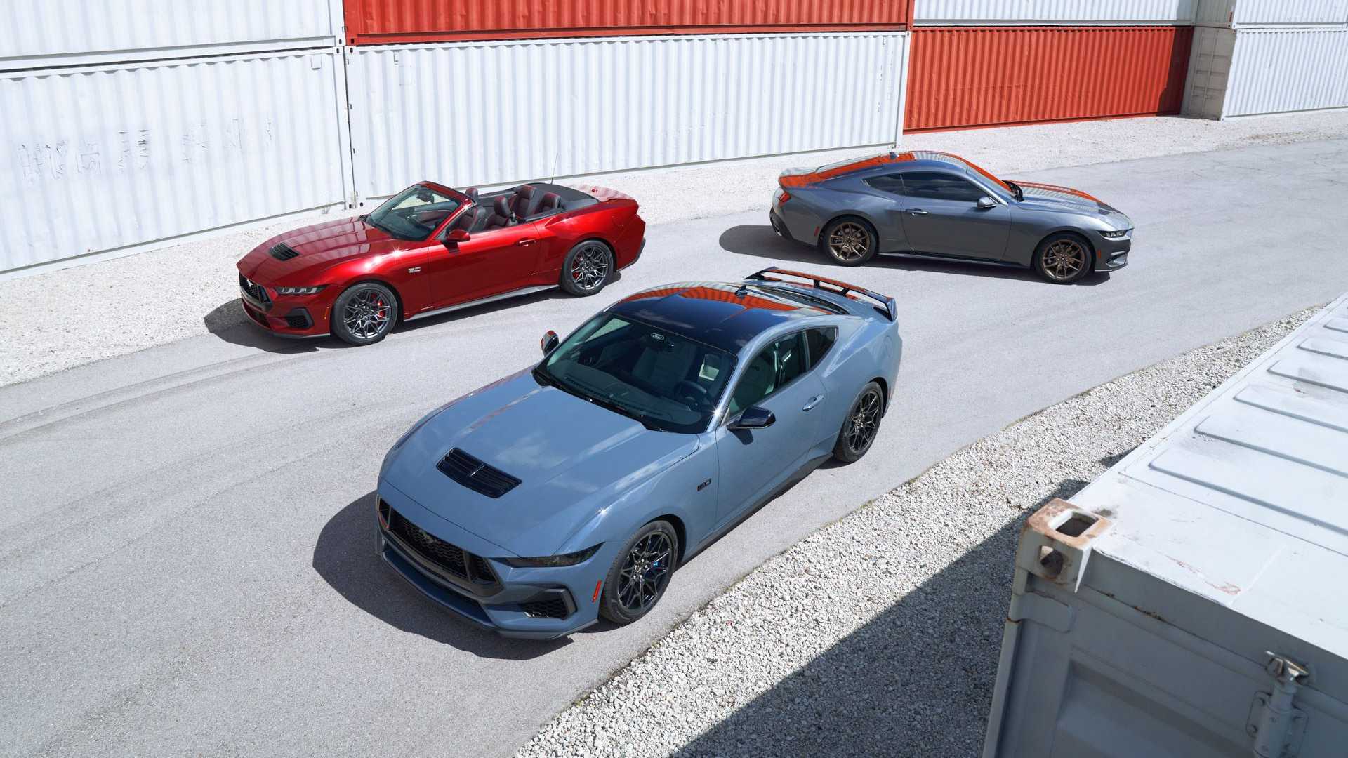 大V8绝唱? 全新福特Mustang官图正式发布