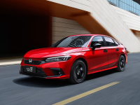 12.99万起！标配10气囊 月销1.5万辆 年轻人绕不开的一款本田