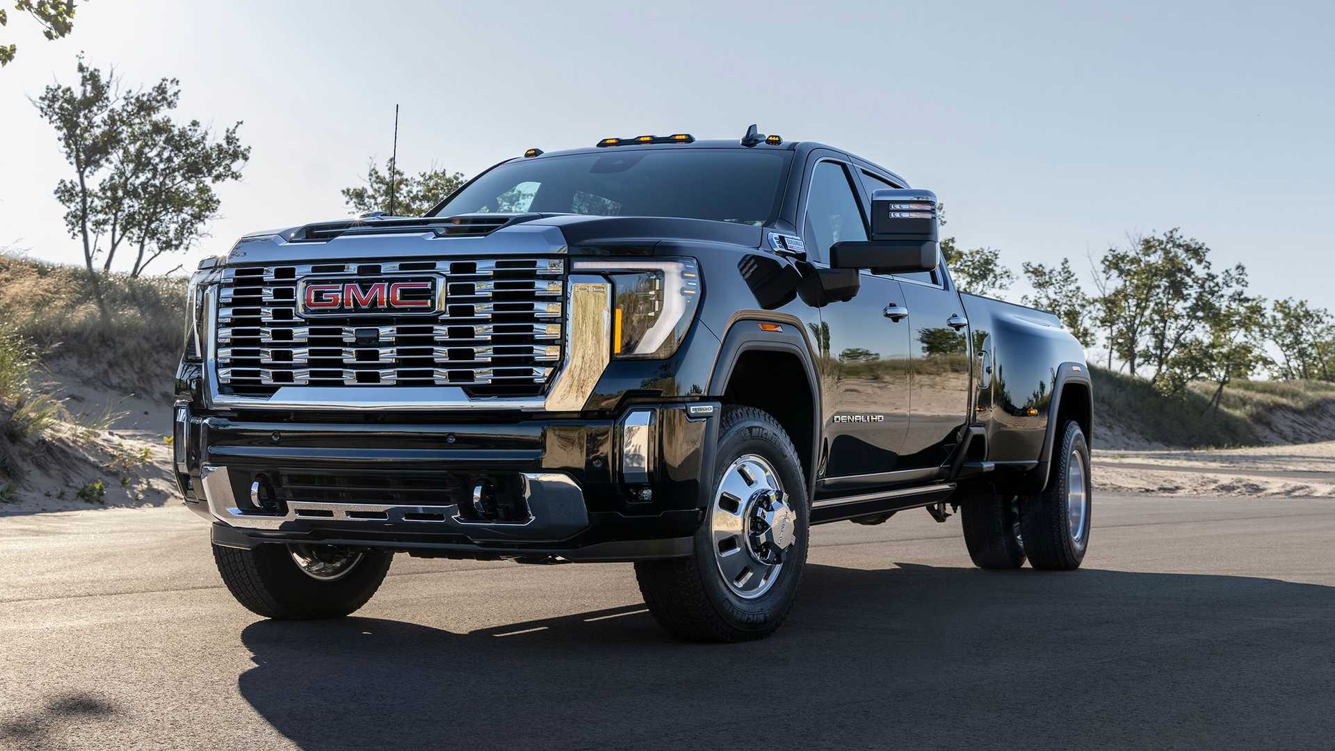 大排量自吸!主打高端豪华 GMC 家族载重王曝光