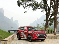 新上鲲鹏2.0T 全面实质性提升 试驾新款捷途X70 诸葛版