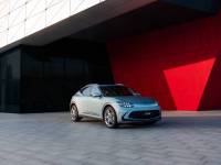 捷尼赛思发布品牌可持续发展愿景，首批纯电车型及尊享服务体验中国首秀，为电气化时代引入新一代豪华理念