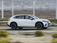豪华气场拉满 静态体验奔驰EQS SUV