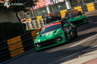 在东望洋赛道上风驰电掣 MG XPOWER车队勇夺10个冠军和17座奖杯