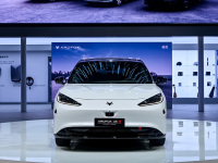 尽展极致科技之美 极狐携超强阵容登陆2022广州车展