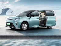 26.99万起售 上汽大通MIFA 9新车型上市