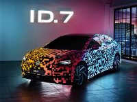 ID.7来了!近3米轴距+700公里续航,能大卖?