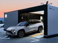 有钱人新玩具?蔚来百万新车再曝光,对标揽胜大G!