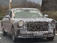 劳斯莱斯都得喊爹！这中国最高级的车终于换代了！