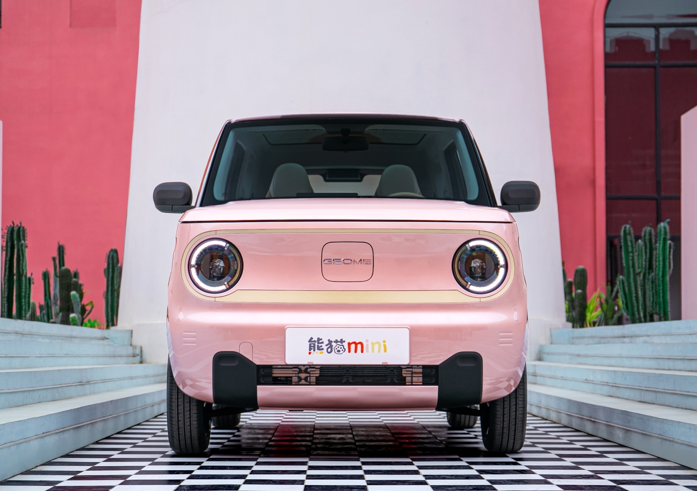 吉利纯电新车售3.99万起！续航最高200km 还要啥五菱？