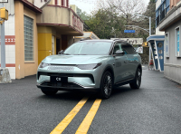 卷王再次来袭 零跑C11增程版了解一下