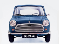 复刻？致敬？抄袭？这些车看着都很个性 但有些套路不可取！