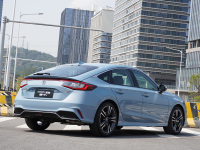 本田新钢炮！大掀背+5L油耗 快乐持家各不耽误！