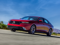 现款优惠2.6万！新款更强 这20万级最畅销的家用轿车该如何选择？