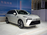 比理想L8更大!这全新6座SUV搭三联屏,能卖爆吗?
