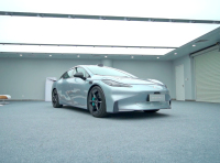 内饰完爆对手？静态体验Hyper GT