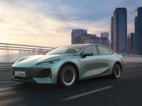 14.99万提走深蓝SL03 最高补贴4.2万！这新车要卷疯市场！