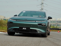 柔刚并进？能买菜也能当车手！开完这小鹏还看啥特斯拉