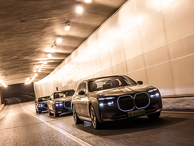 全力以赴电动化，“电动时代旗舰”创新纯电动BMW i7羊城试驾