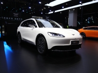 远航H8开启预售,后来者能居上吗?