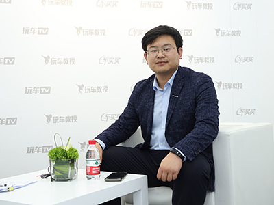 我们没有局限于做什么车，希望能在汽车行业里满足更多客户需求，以这个为标准来研发我们的产品