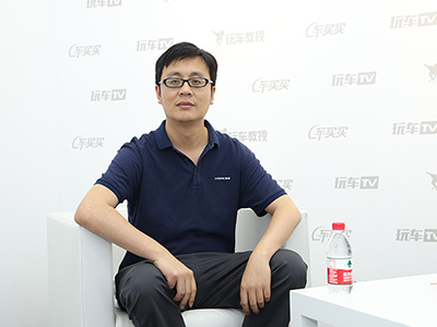 我们希望以一个通用版的车型，通过改装做出大量的客户场景，给到客户更贴合他们的应用