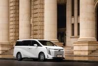 传祺E9实车到店，五一假期全国预售33万元起！