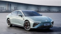 2023款哪吒S上市,新增两款520km续航车型