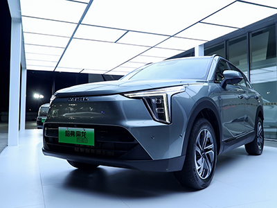 开创新能源SUV市场新品类 哈弗枭龙MAX：拥有一切，更有四驱