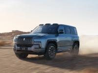 上千马力，还有6个轮，中国顶级越野车怎么选？