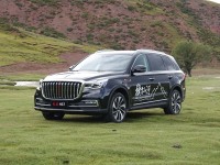 配2.0T+8AT 新一代红旗HS7实车曝光