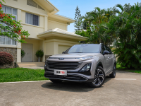 10万起售！奔腾T90正式上市 搭载2.0T+爱信8AT