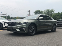 换装1.5T+7DCT，这款轿车是年轻人专属