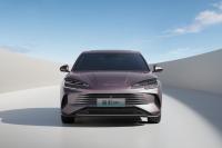 售18-25万元？比亚迪海豹DM-i实车曝光