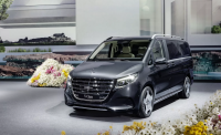 奔驰V级新增立标！内外全面换新 能否引领豪华MPV时代
