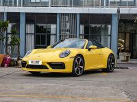 极致轻量化+GT3动力!保时捷911 S/T官图发布