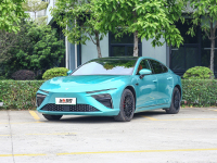 新一轮降价潮来袭 特斯拉又降价了！ 等等党永远不亏！